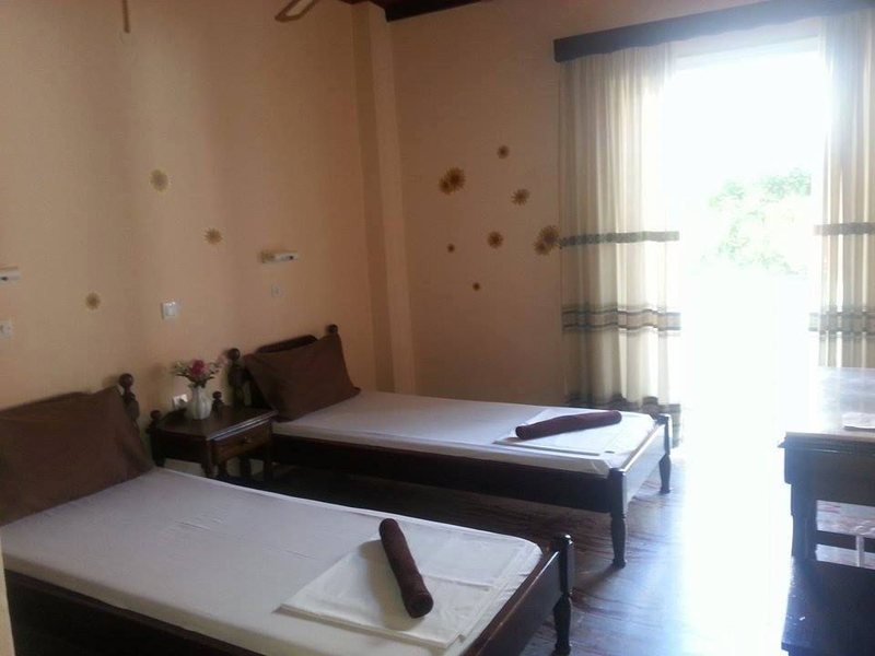 Irini Apartments 250482