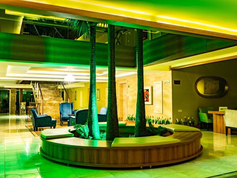 Iron Royal Ambassador Hotel (ex 295355