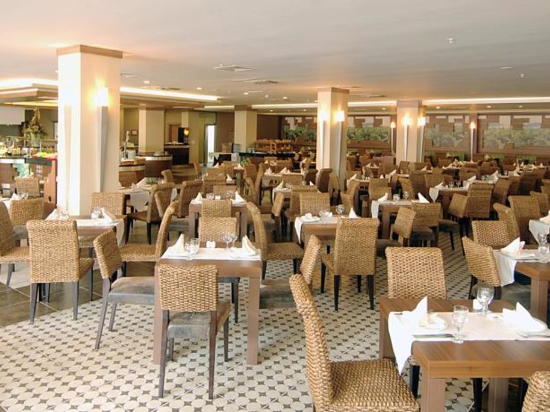 Iron Royal Ambassador Hotel (ex 62477