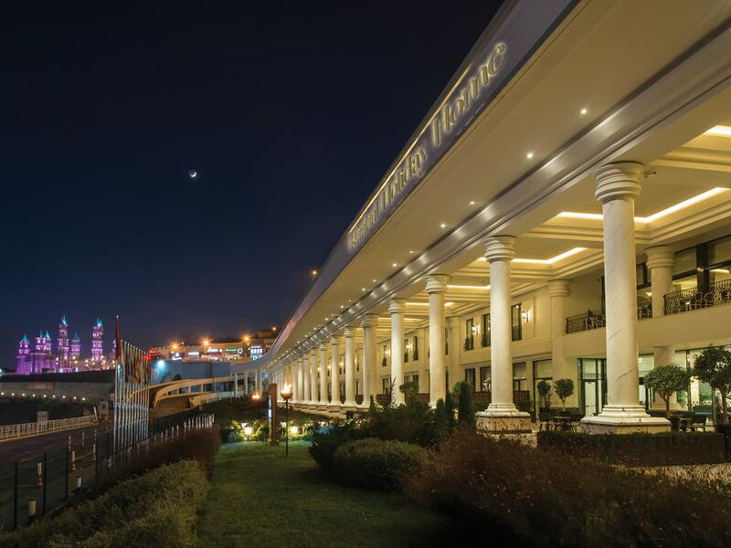 Isfanbul Holiday Home & Suites (ех 296605