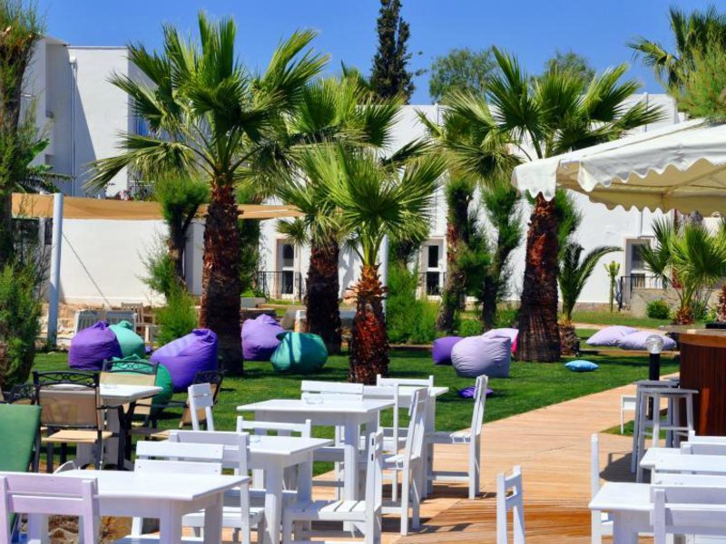 Isis Charm Beach Hotel 72686