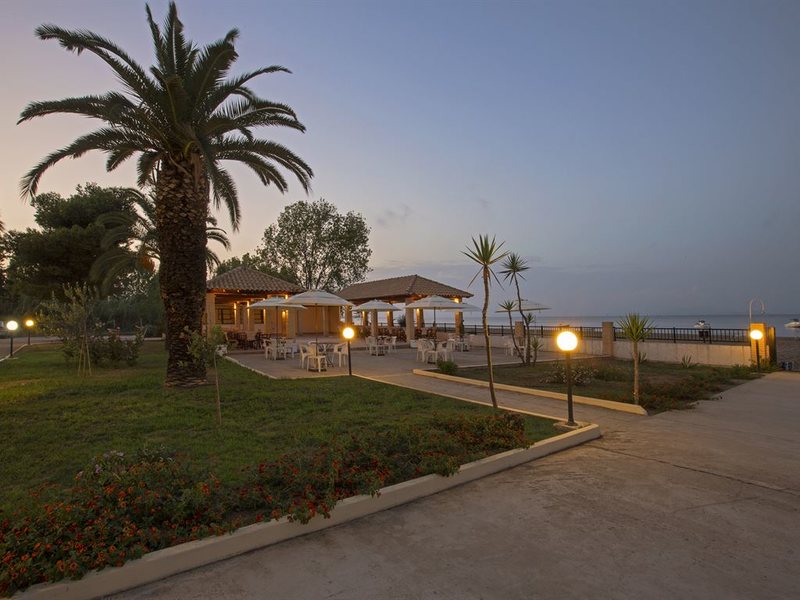 Island Beach Resort   259423