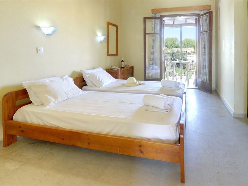 Island Beach Resort   259451