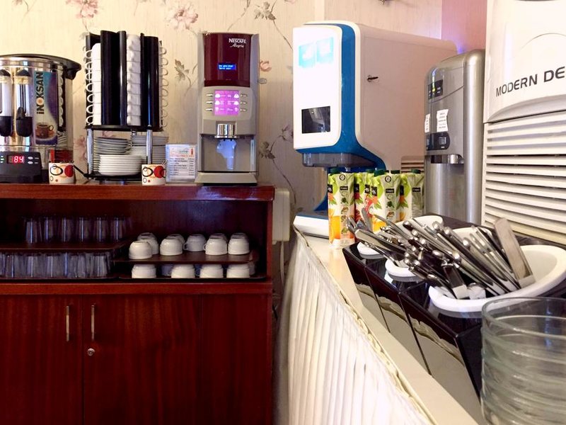 Istanbul Holiday Hotel 301326