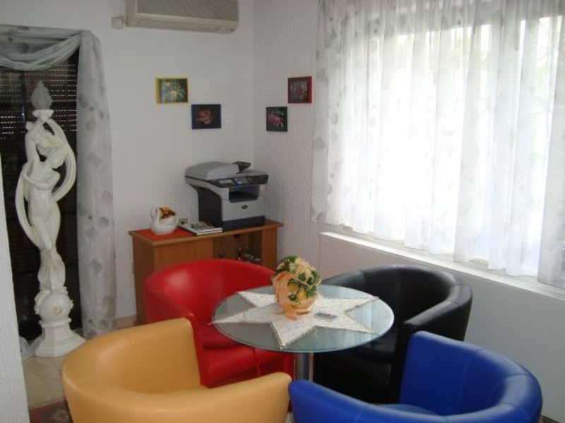 Ivanka Pavlovic 73222