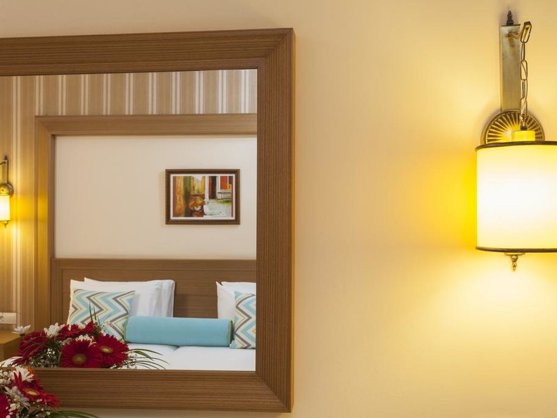 Iz Flower Side Beach 189322