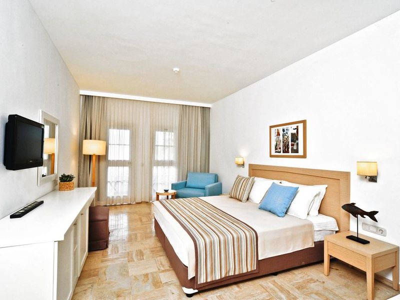 Izer Hotel Beach Club 186135