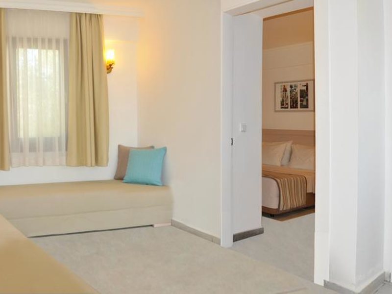 Izer Hotel Beach Club 186136