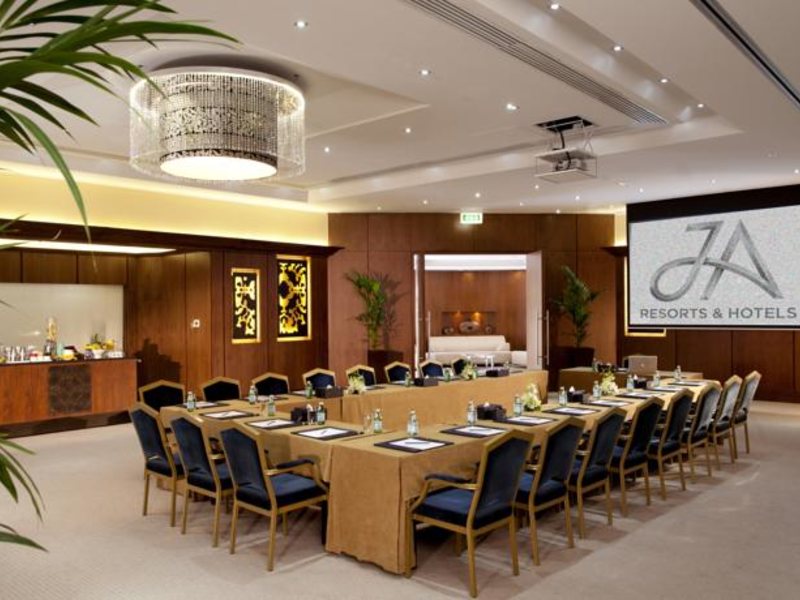 JA Beach Hotel  (ех 57868