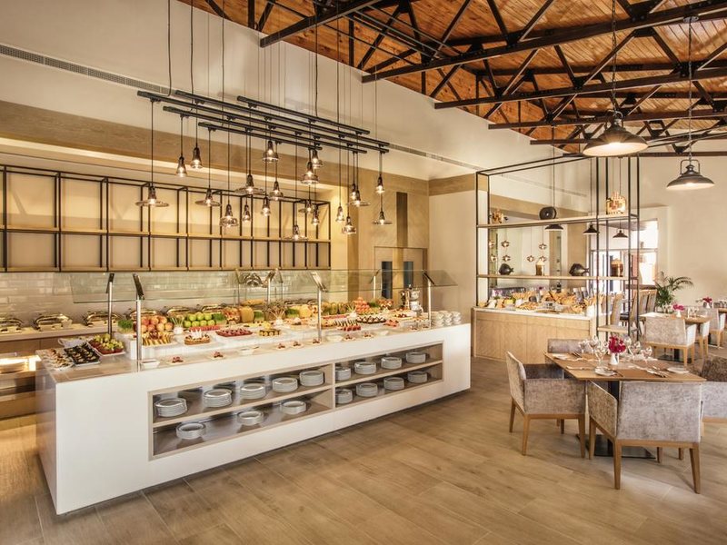 JA Hatta Fort Hotel 299751