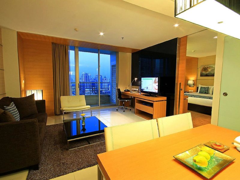 JC Kevin Sathorn Bangkok (ex 196779