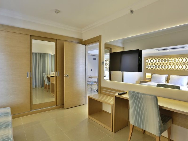 JDW Design Hotel (Jan De Wit Design Hotel) 186188