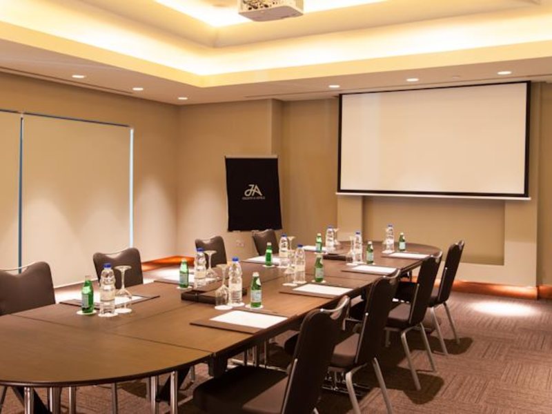 Ja Ocean View Hotel 57796