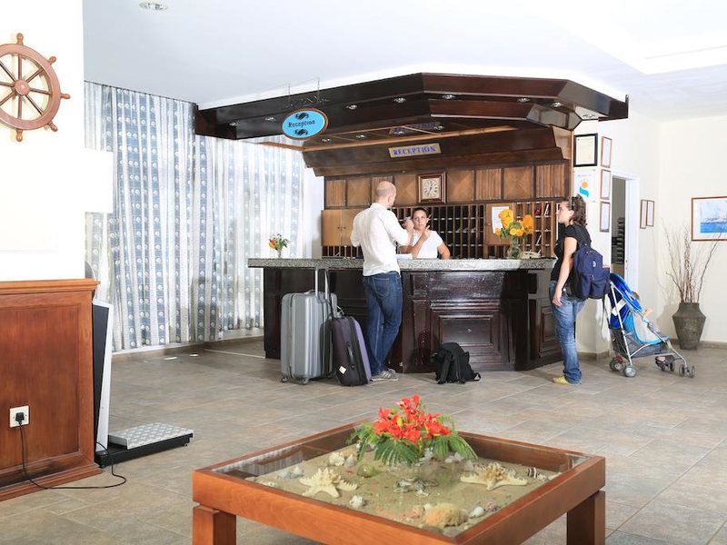 Jacaranda Hotel Apartments 205966