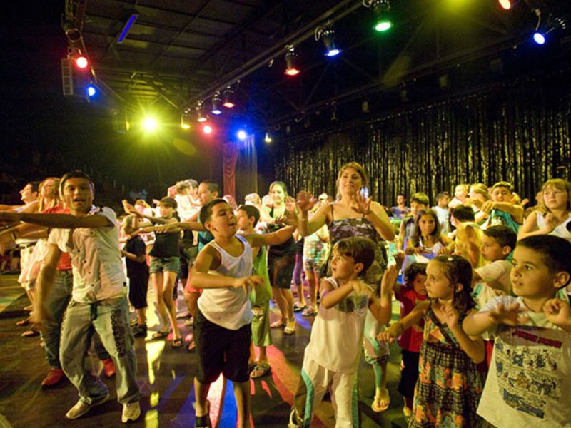 J adore Deluxe Hotel & Spa 69981