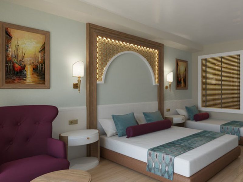 J adore Deluxe Hotel & Spa 69999