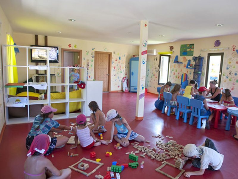 J adore Deluxe Hotel & Spa 70010