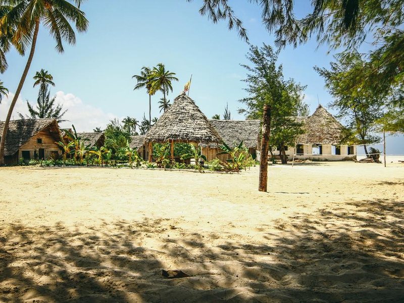 Jambo Beach Bungalows 200065
