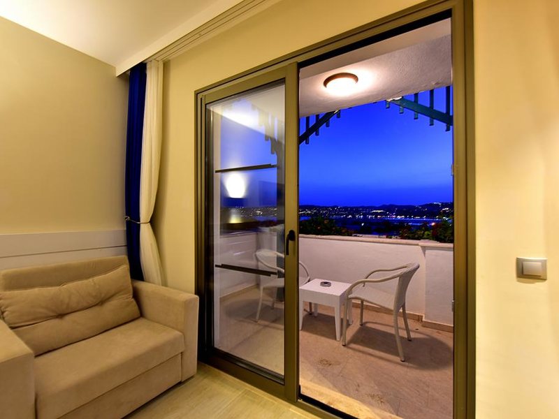 Jasmin Beach Hotel 186157