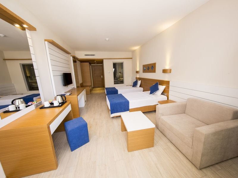 Jasmin Beach Resort 92612