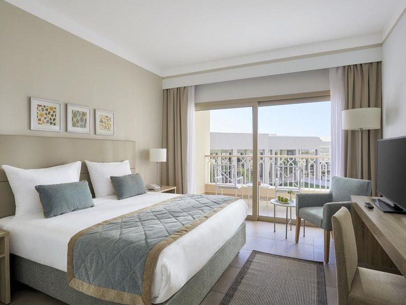 Jaz Maraya Resort  296727