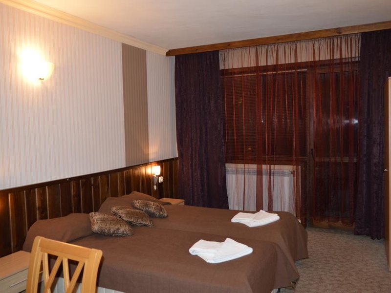 Jik Family Hotel 319362