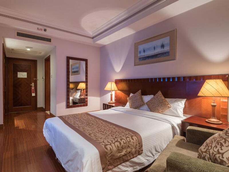 Jinjiang Baohong Hotel Sanya 298274
