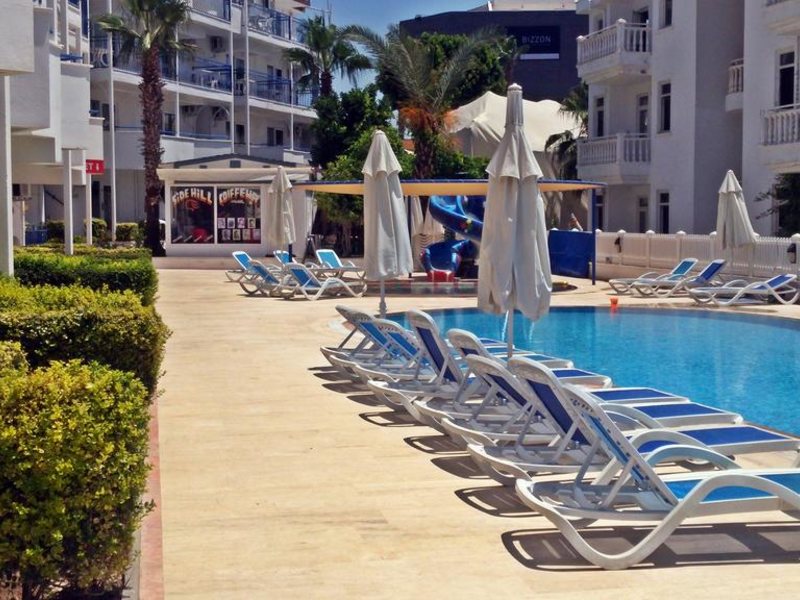 Joker Side Hill Suite Hotel 276363