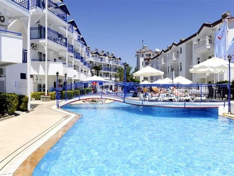 Joker Side Hill Suite Hotel 276366