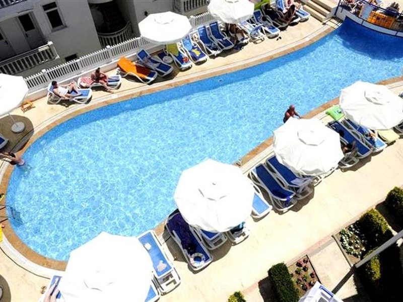 Joker Side Hill Suite Hotel 276367