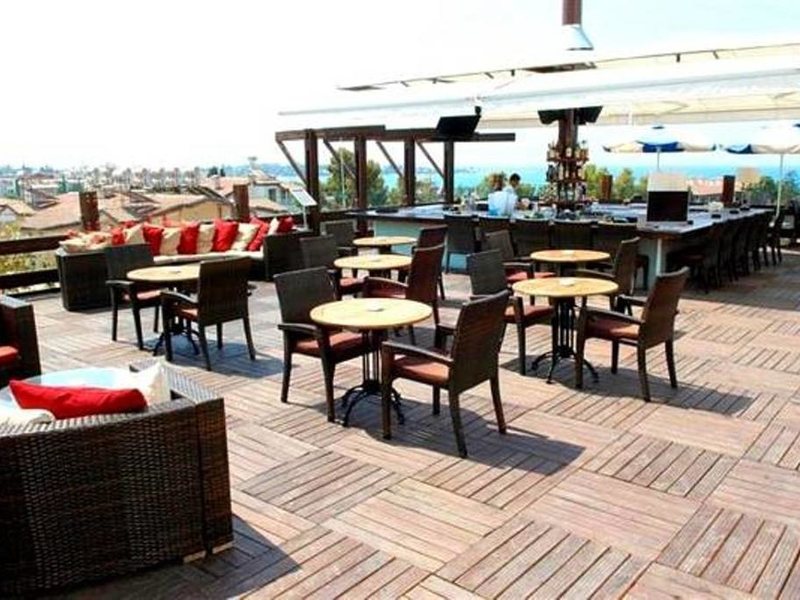 Joker Side Hill Suite Hotel 276370