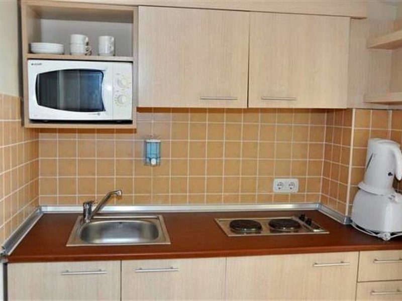 Joker Side Hill Suite Hotel 276374