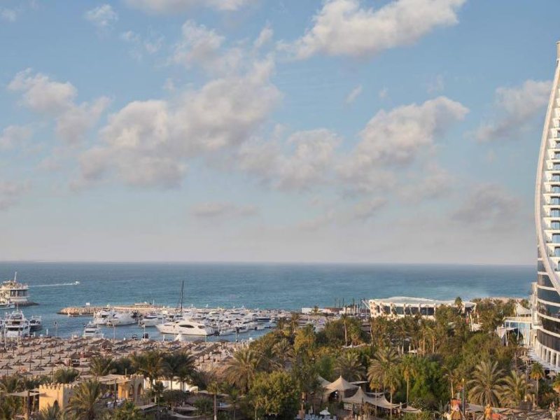 Jumeirah Beach Hotel 238596