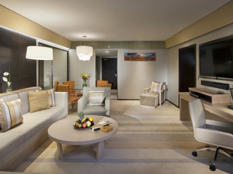 Jumeirah Beach Hotel 47394