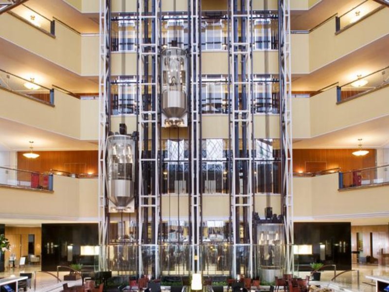 Jumeirah Emirates Towers 47477