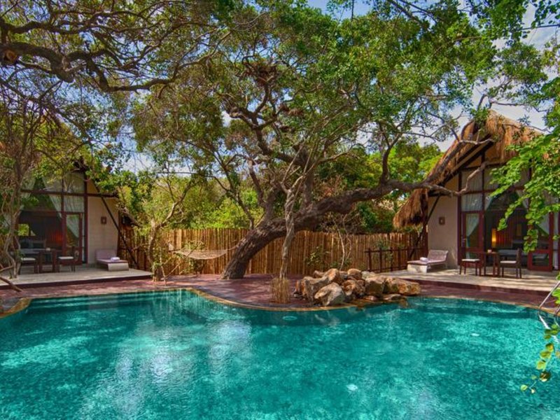 Jungle Beach Resort 111618