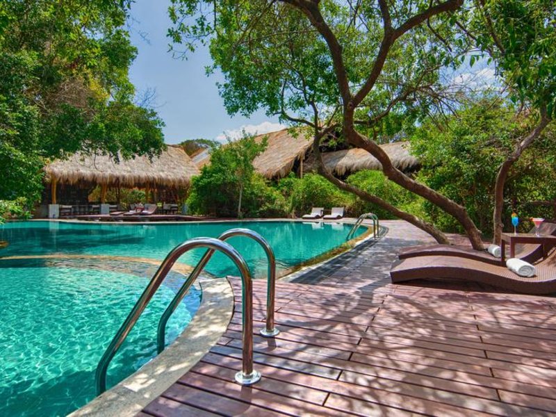 Jungle Beach Resort 111619