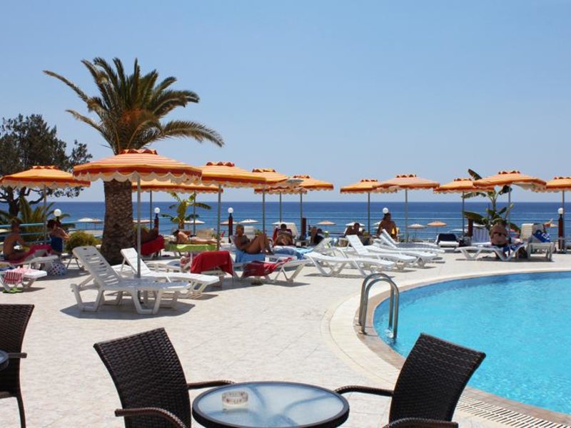 Kamari Beach Hotel 84025