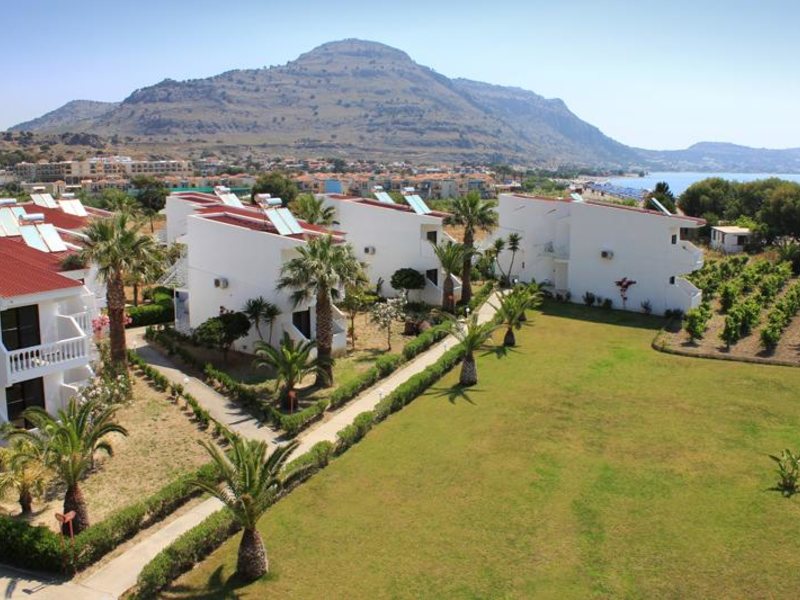 Kamari Beach Hotel 84028