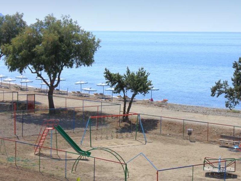 Kamari Beach Hotel 84031