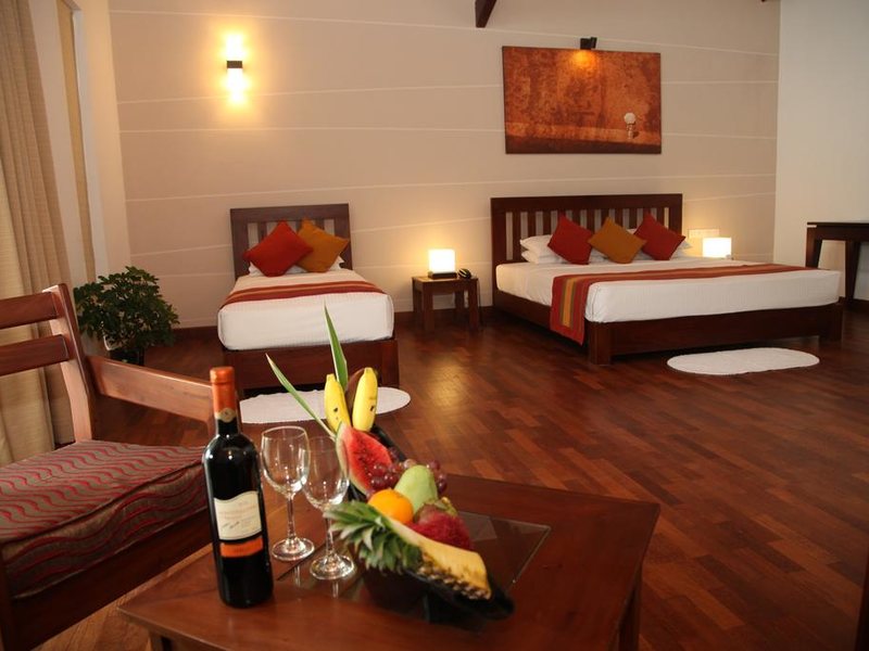 Kamili Beach Villa 110112