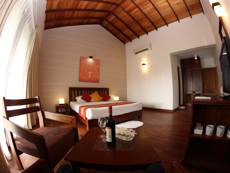 Kamili Beach Villa 110118