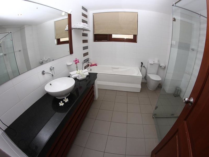 Kamili Beach Villa 110122