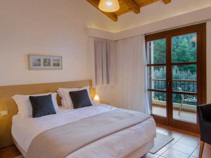 Kaminos Resort 259580