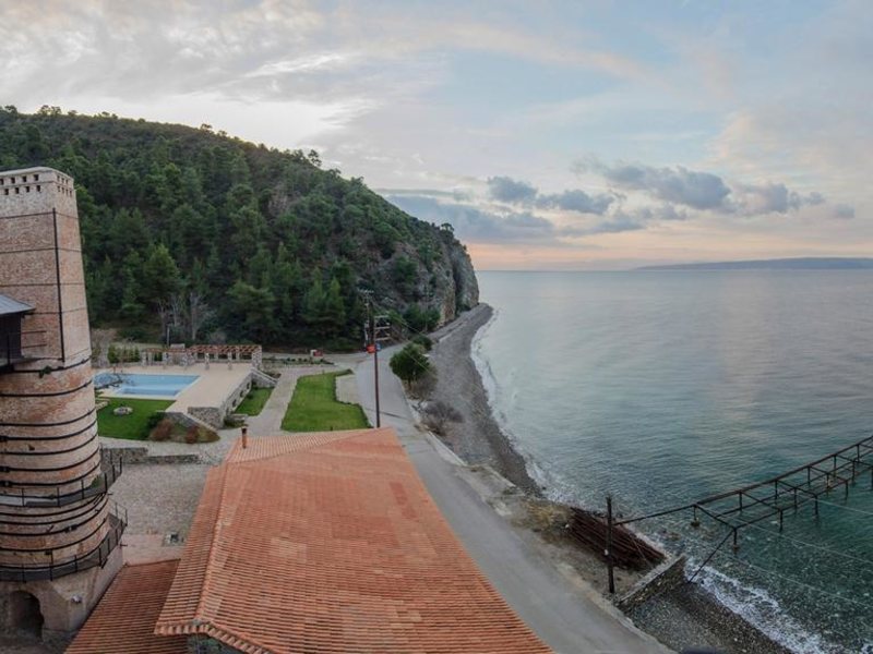 Kaminos Resort 259582