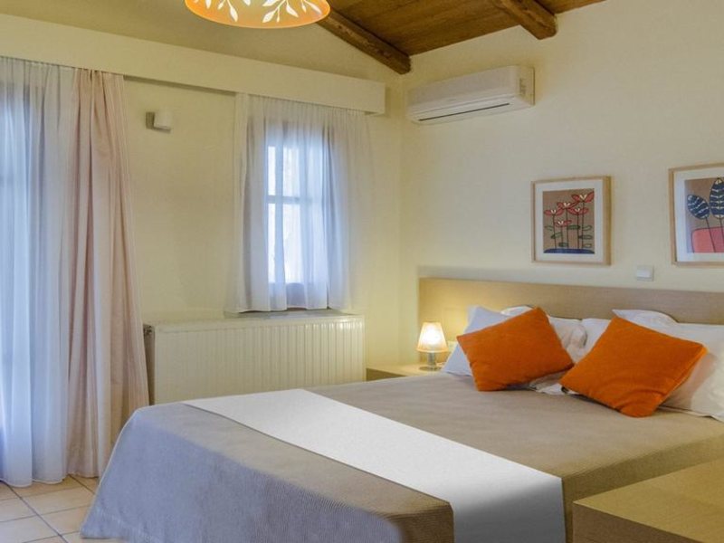 Kaminos Resort 259594