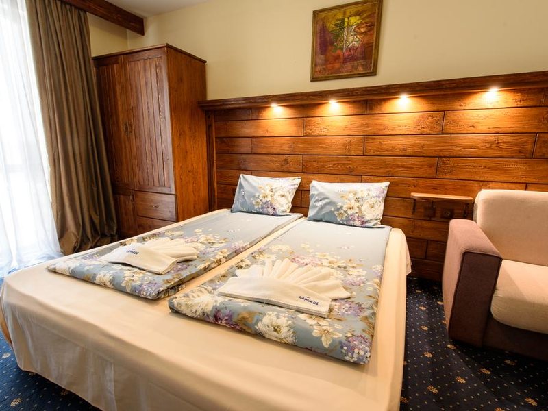 Kap House Family Hotel  311473