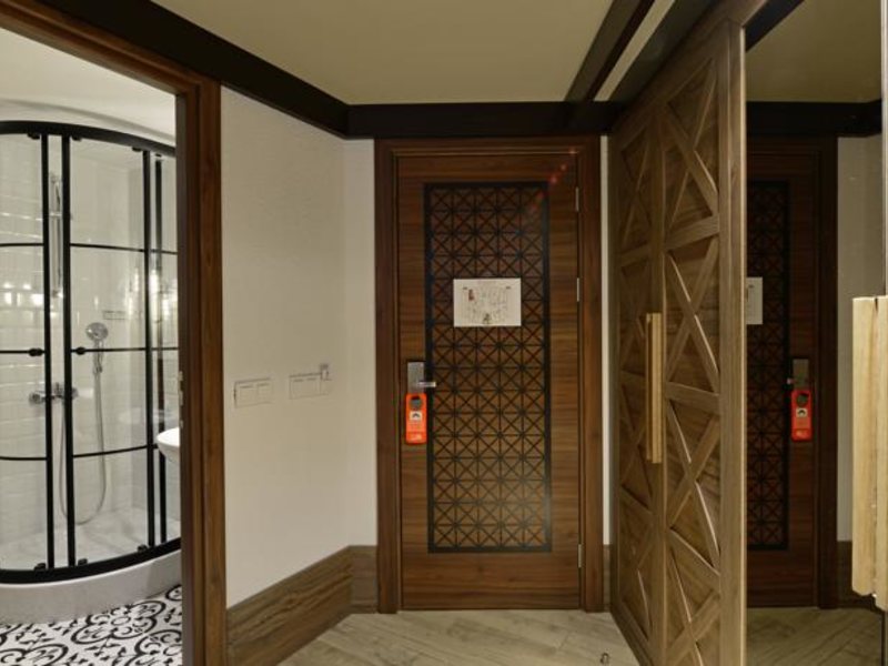 Karinna Hotel Convention & Sра 161129