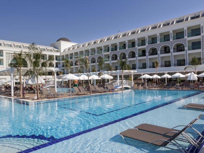 Karmir Resort & Spa 59832