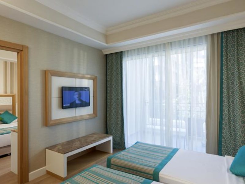 Karmir Resort & Spa 59834